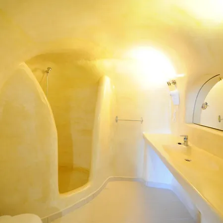 Manias Residences Fíra