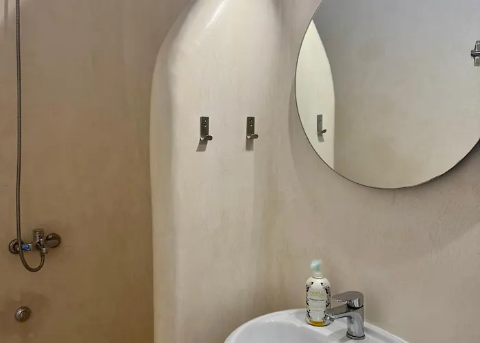 Manias Residences 4*