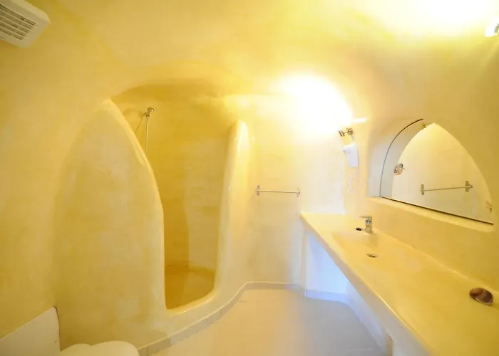 Manias Residences Fíra