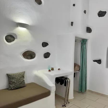 Manias Residences