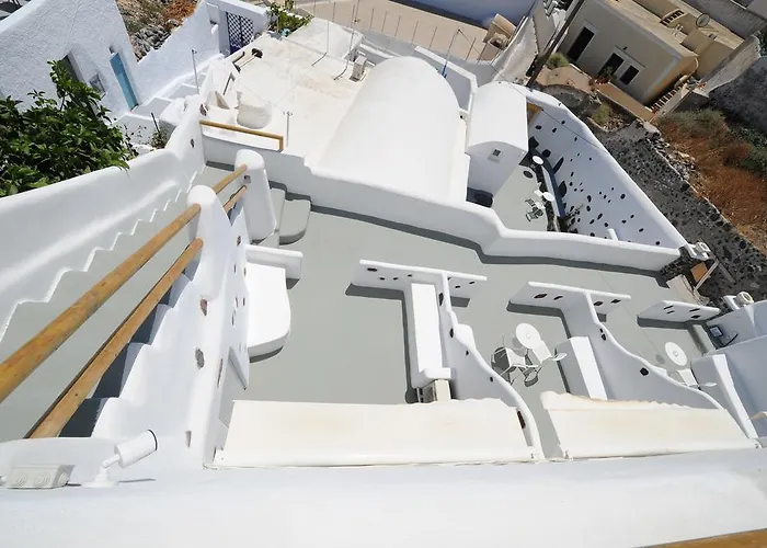 Manias Residences 4* סנטוריני