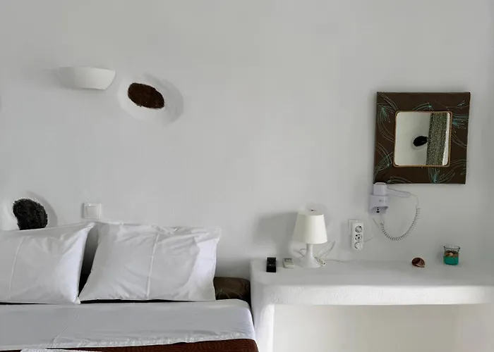 Manias Residences מלון דירות