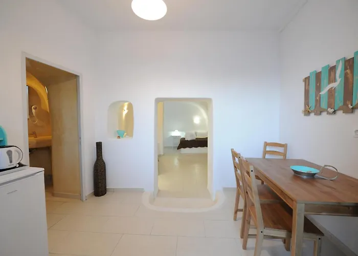 Manias Residences מלון דירות