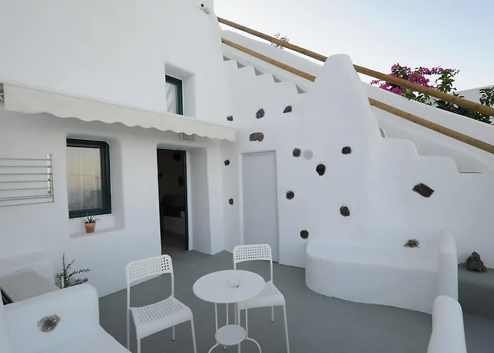 מלון דירות Manias Residences